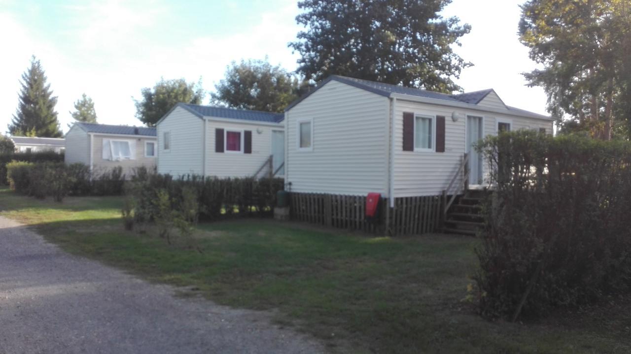 Camping Loisirs Des Groux Mousseaux-sur-Seine Eksteriør bilde