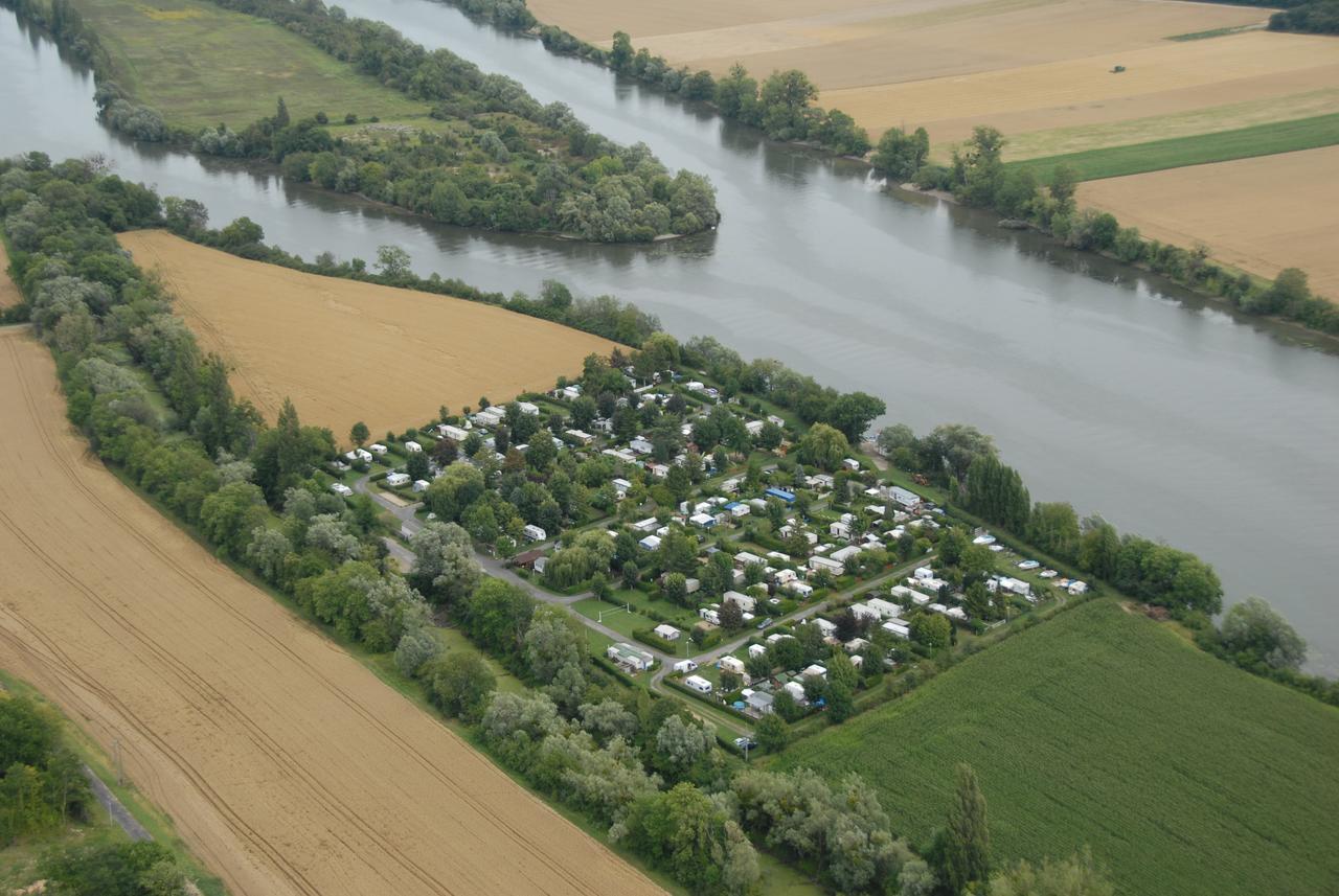 Camping Loisirs Des Groux Mousseaux-sur-Seine Eksteriør bilde