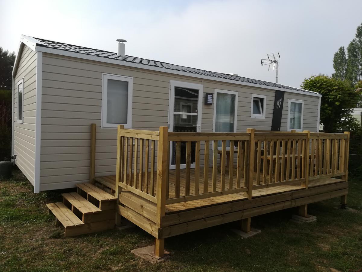 Camping Loisirs Des Groux Mousseaux-sur-Seine Eksteriør bilde