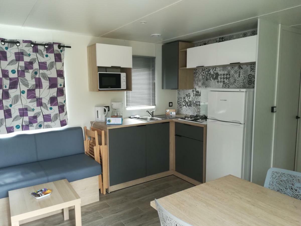 Camping Loisirs Des Groux Mousseaux-sur-Seine Eksteriør bilde